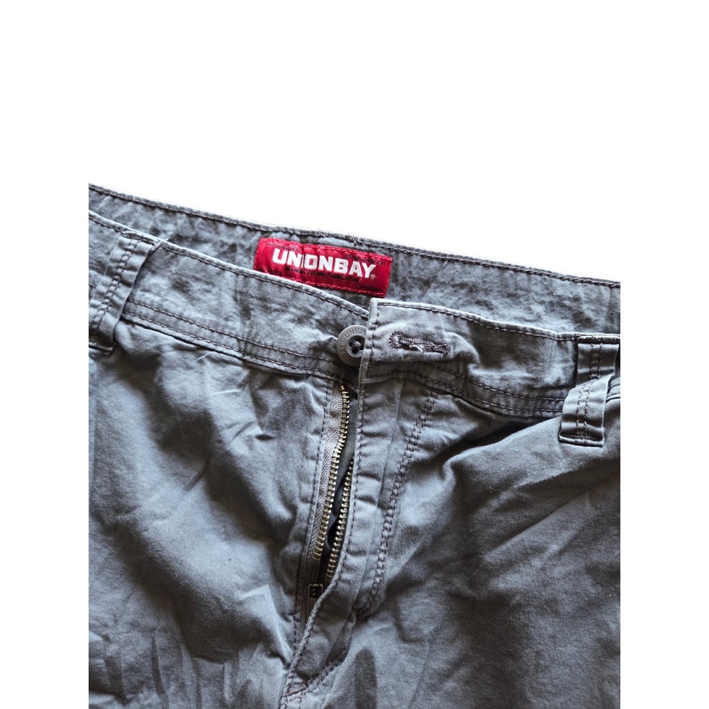 UnionBay Grey Cargo Shorts Men's Size 33 Multi Pocket Cotton